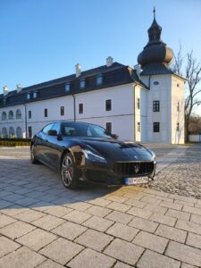 Maserati Quattroporte